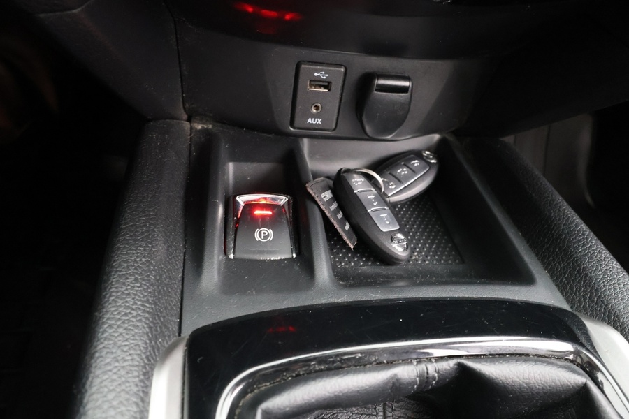 Nissan X-Trail vaihtoauto