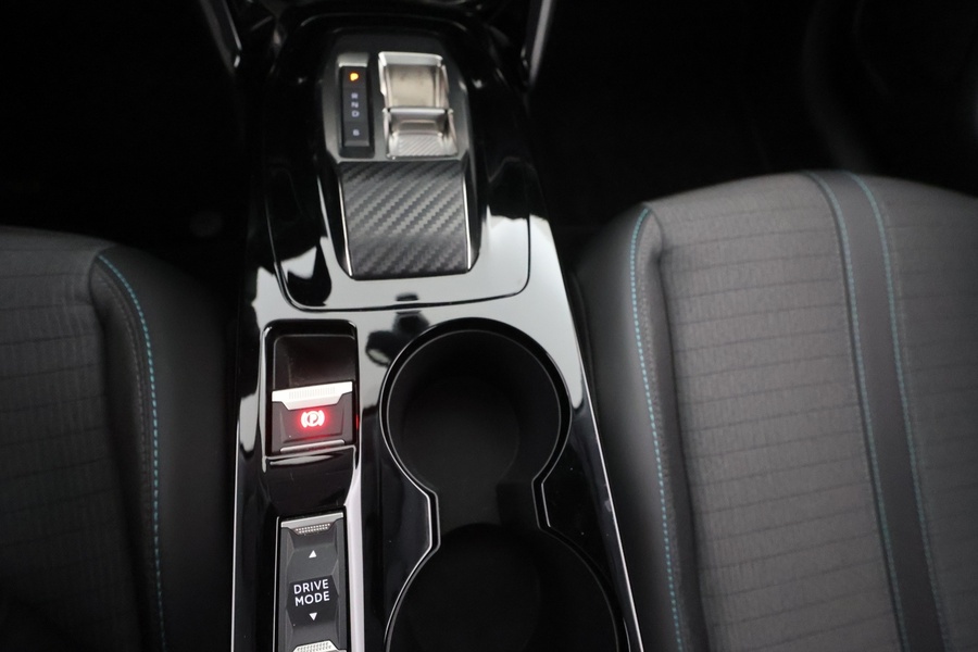 Peugeot e-208 vaihtoauto