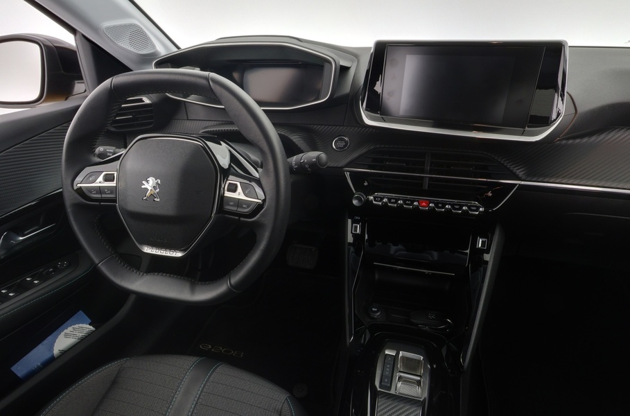 Peugeot e-208 vaihtoauto