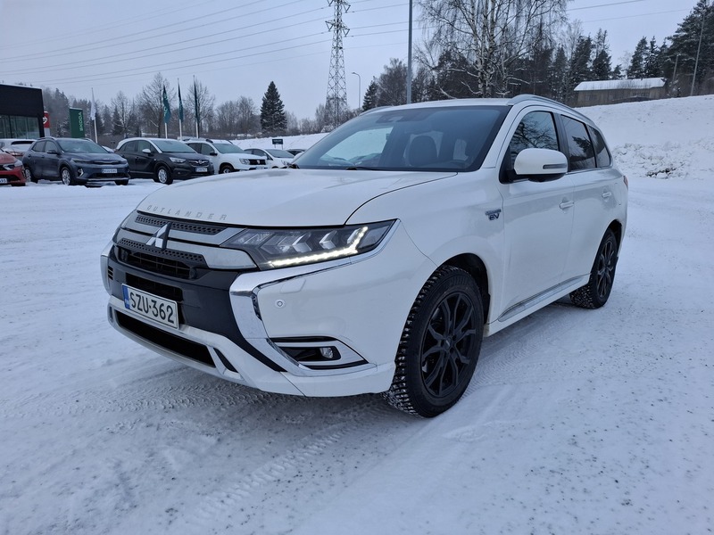 Mitsubishi Outlander PHEV vaihtoauto