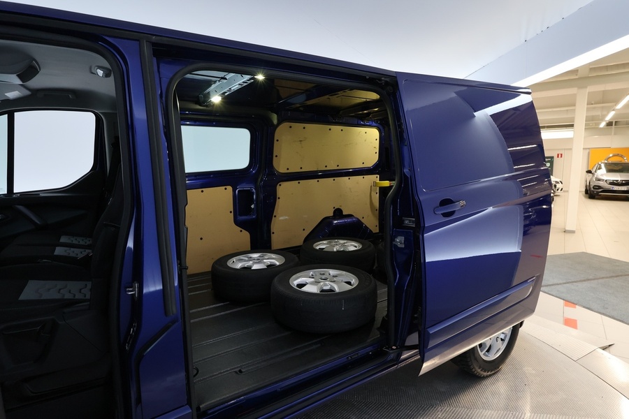 Ford Transit Custom vaihtoauto