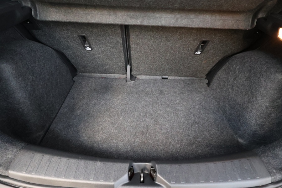 Nissan Micra vaihtoauto