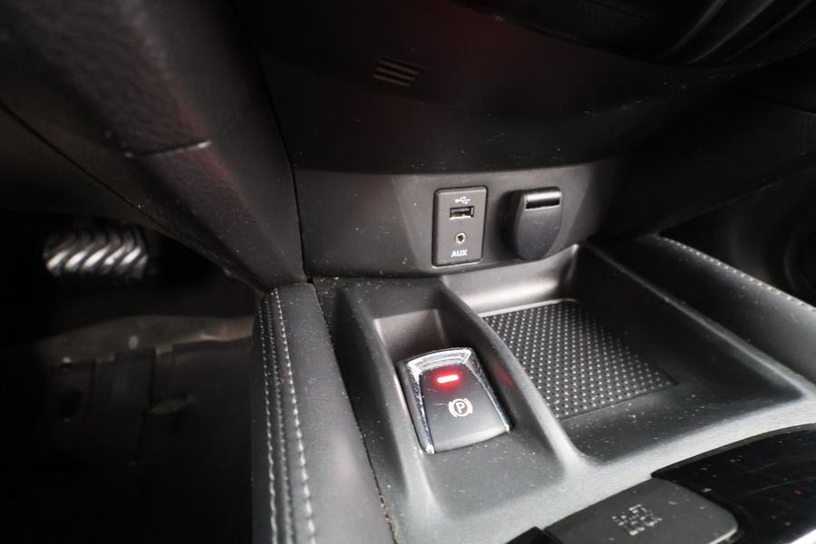 Nissan X-Trail vaihtoauto