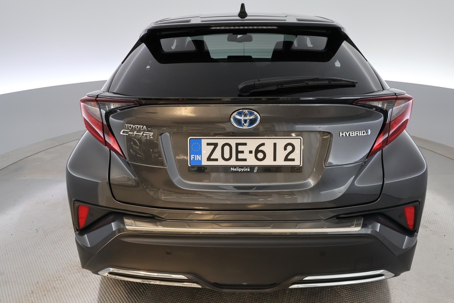 Toyota C-HR vaihtoauto