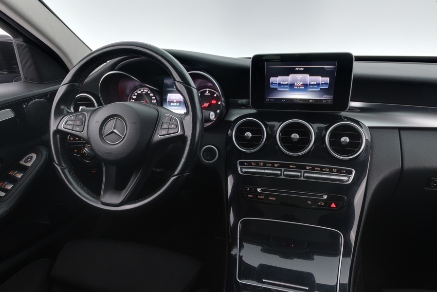 Mercedes-Benz C vaihtoauto