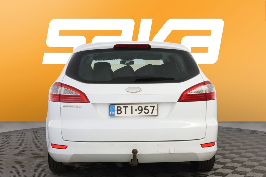 Ford Mondeo vaihtoauto