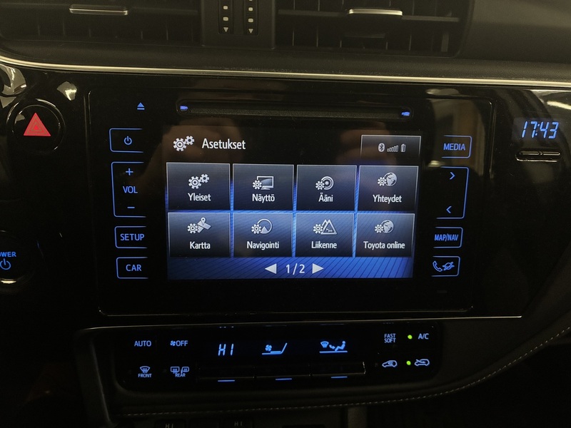 Toyota Auris vaihtoauto