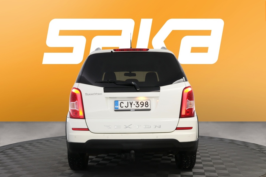 SsangYong Rexton vaihtoauto