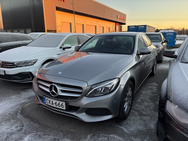Mercedes-Benz C vaihtoauto