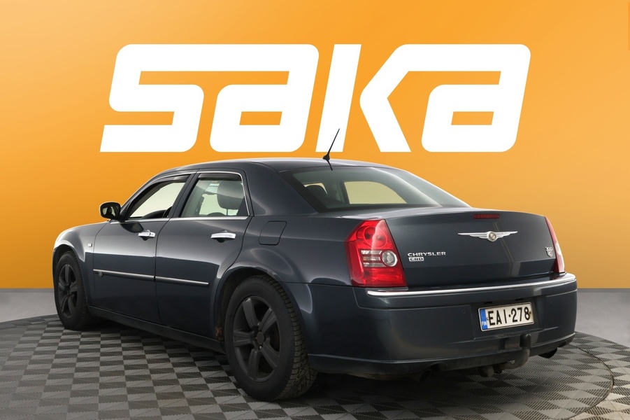 Chrysler 300C vaihtoauto