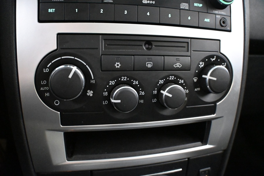 Chrysler 300C vaihtoauto