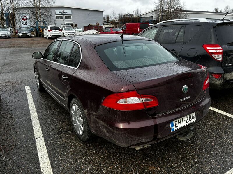 Skoda Superb vaihtoauto
