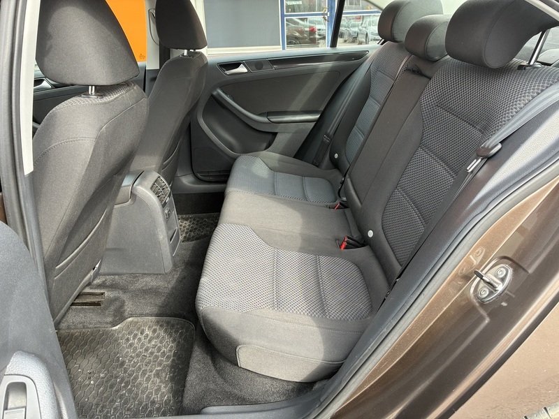 Volkswagen Jetta vaihtoauto