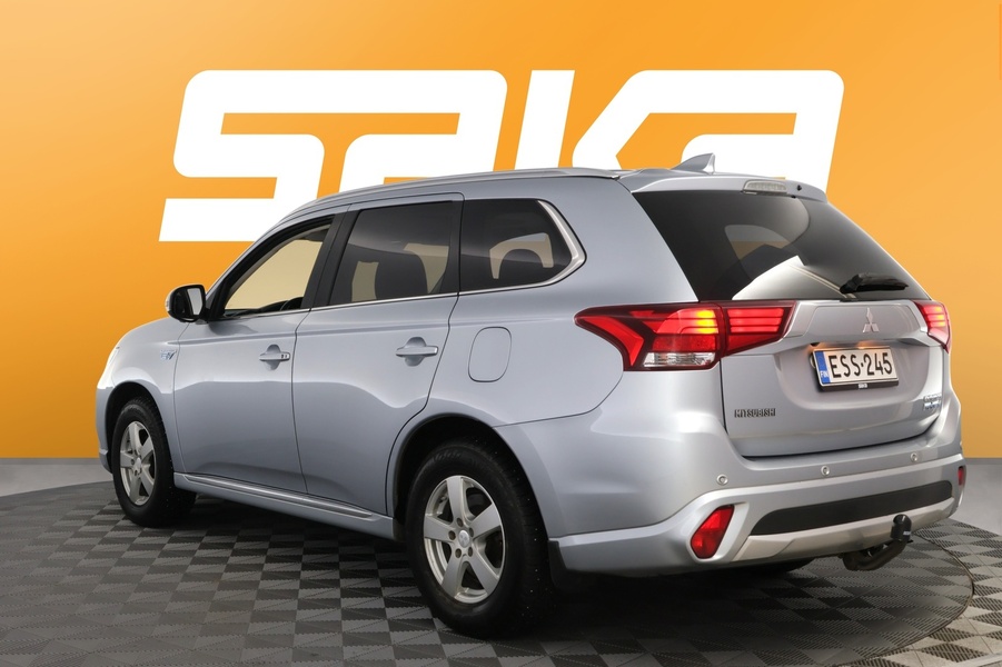 Mitsubishi Outlander PHEV vaihtoauto