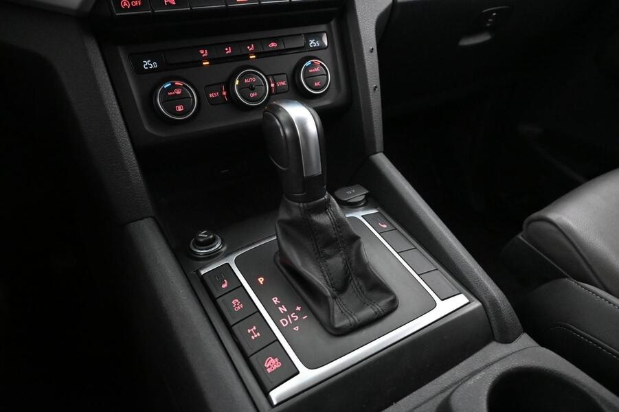 Volkswagen Amarok vaihtoauto