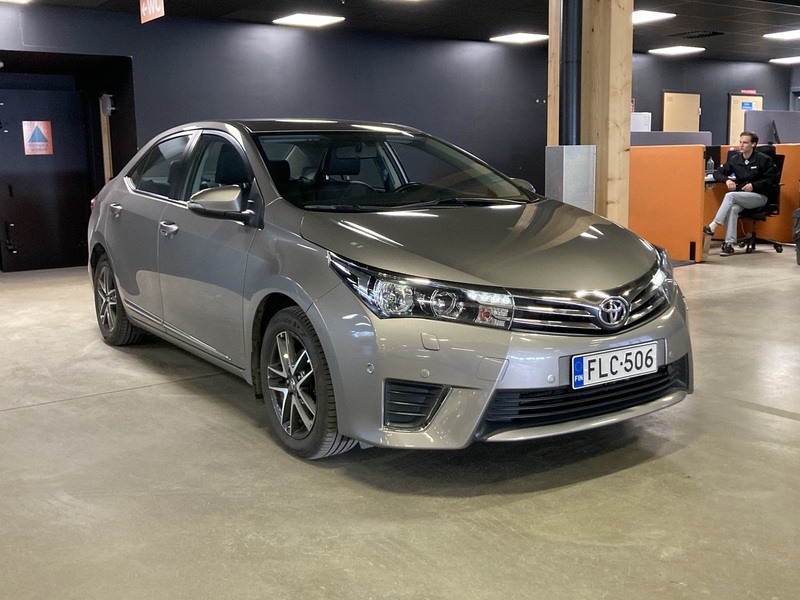 Toyota Corolla vaihtoauto