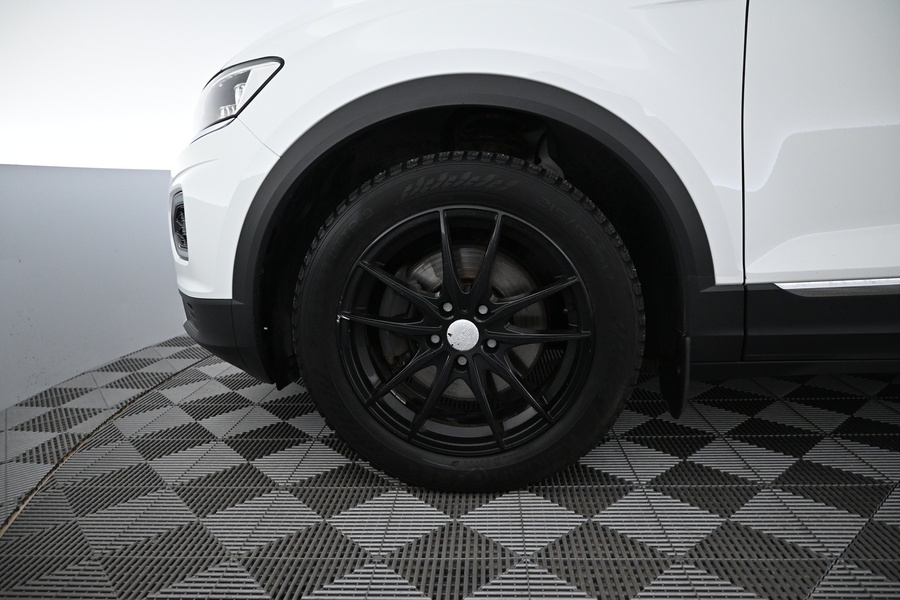 Volkswagen T-Roc vaihtoauto