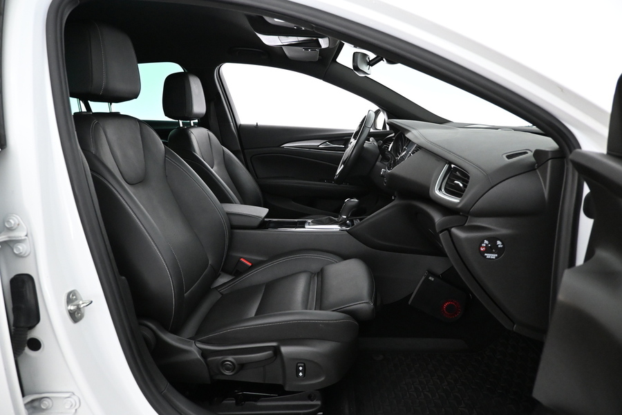 Opel Insignia vaihtoauto