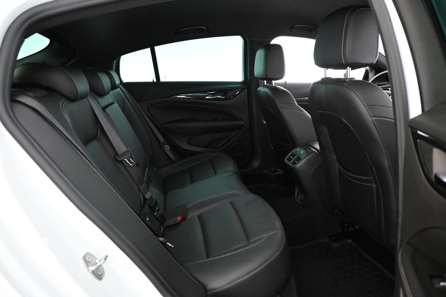 Opel Insignia vaihtoauto