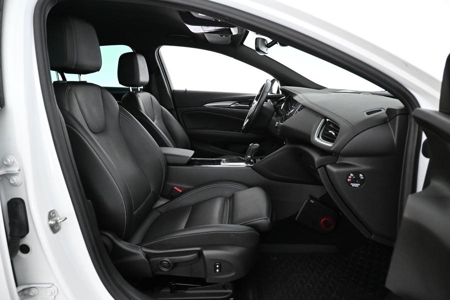 Opel Insignia vaihtoauto