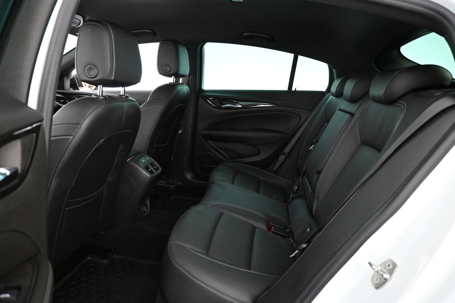 Opel Insignia vaihtoauto