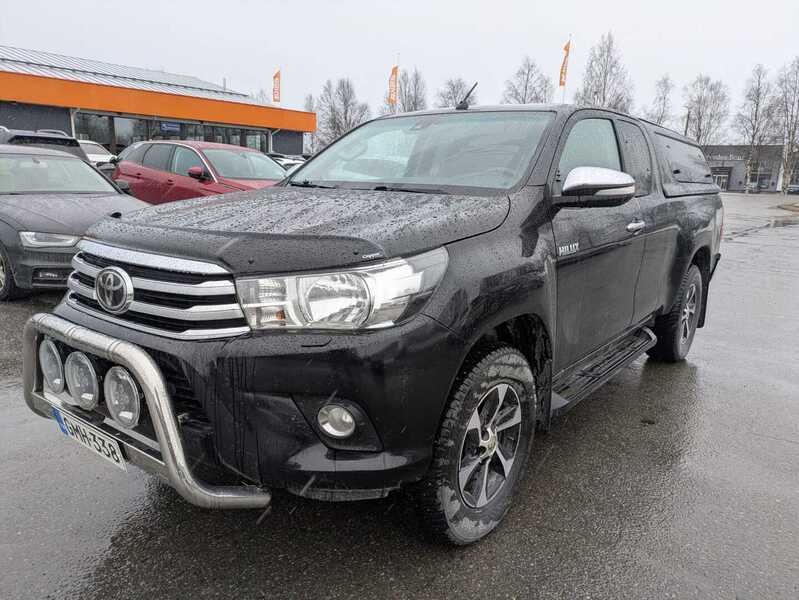 Toyota Hilux vaihtoauto