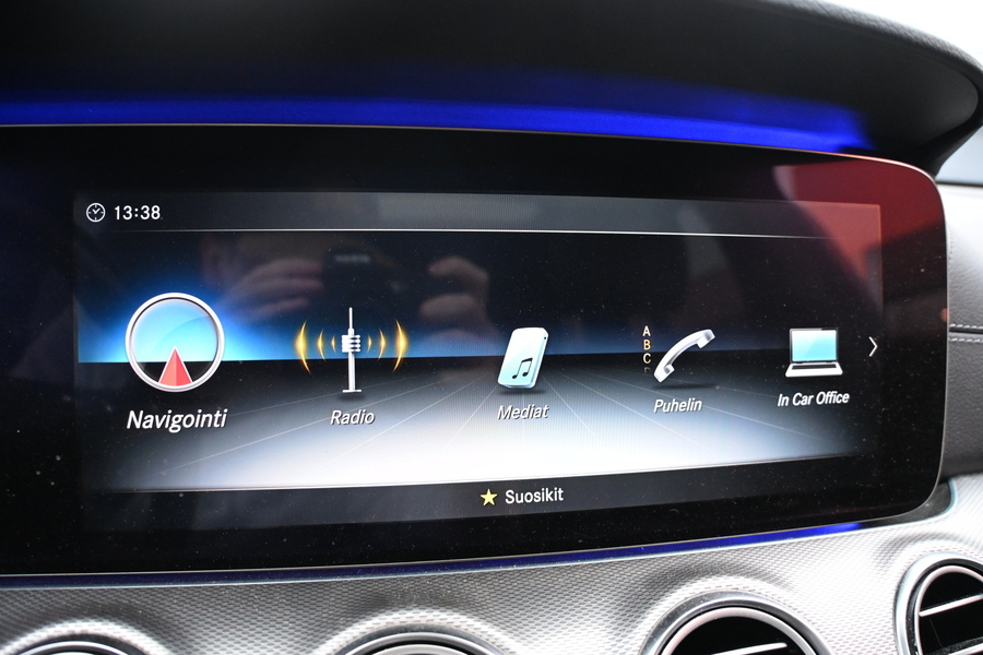 Mercedes-Benz E vaihtoauto