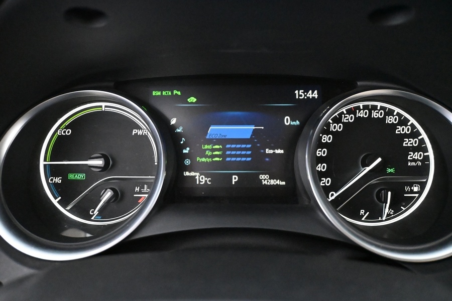 Toyota Camry vaihtoauto