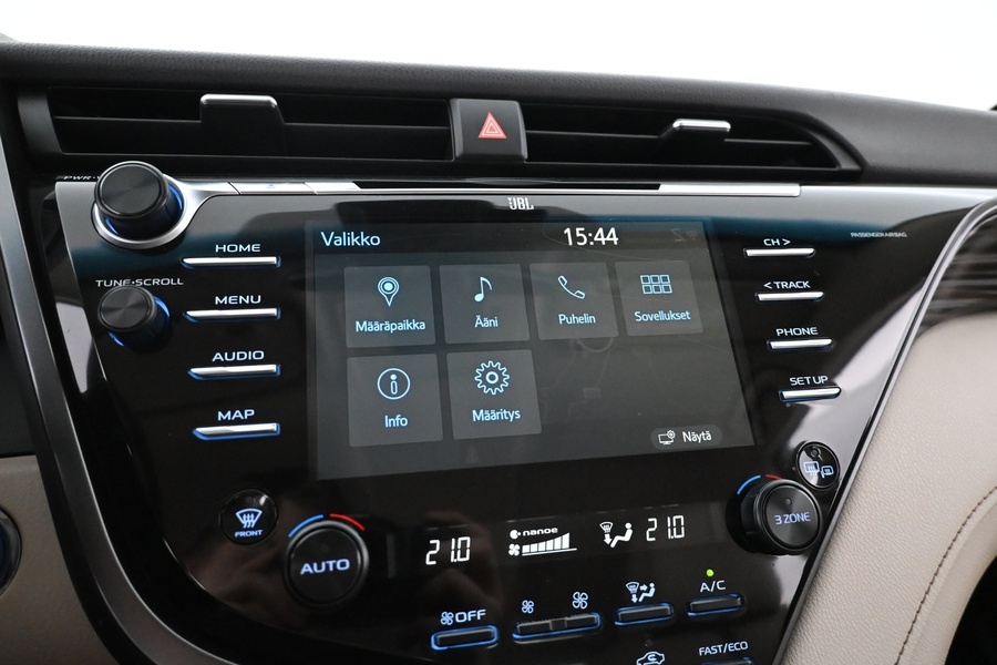 Toyota Camry vaihtoauto