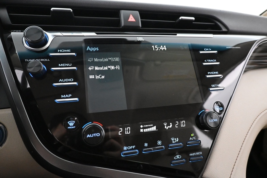 Toyota Camry vaihtoauto