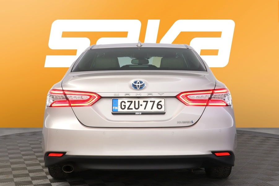 Toyota Camry vaihtoauto