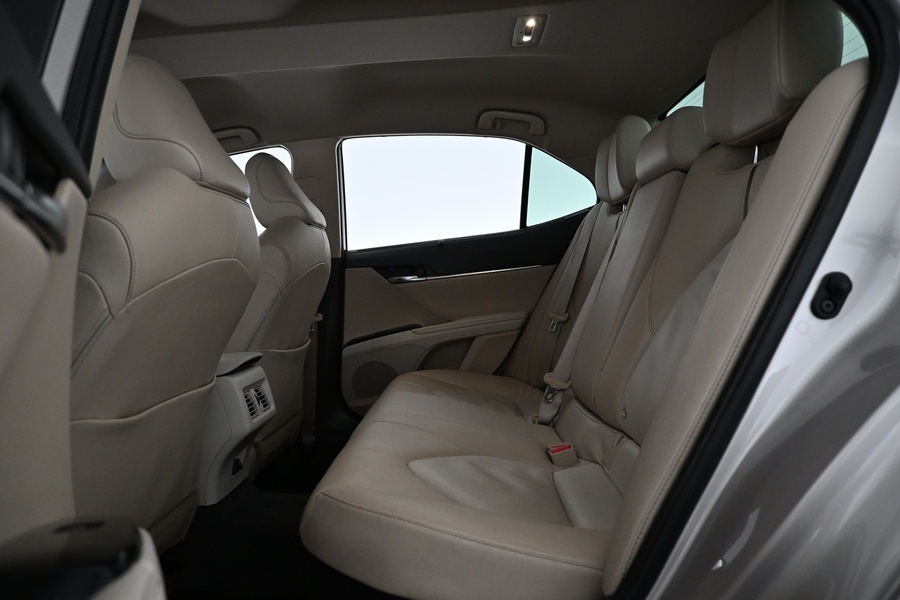 Toyota Camry vaihtoauto