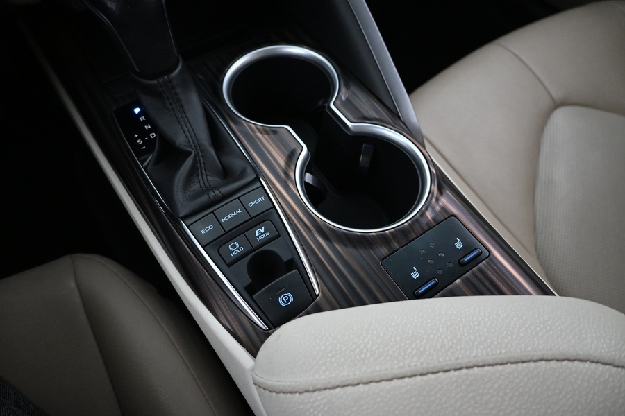 Toyota Camry vaihtoauto