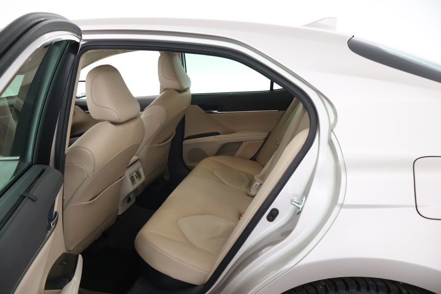 Toyota Camry vaihtoauto