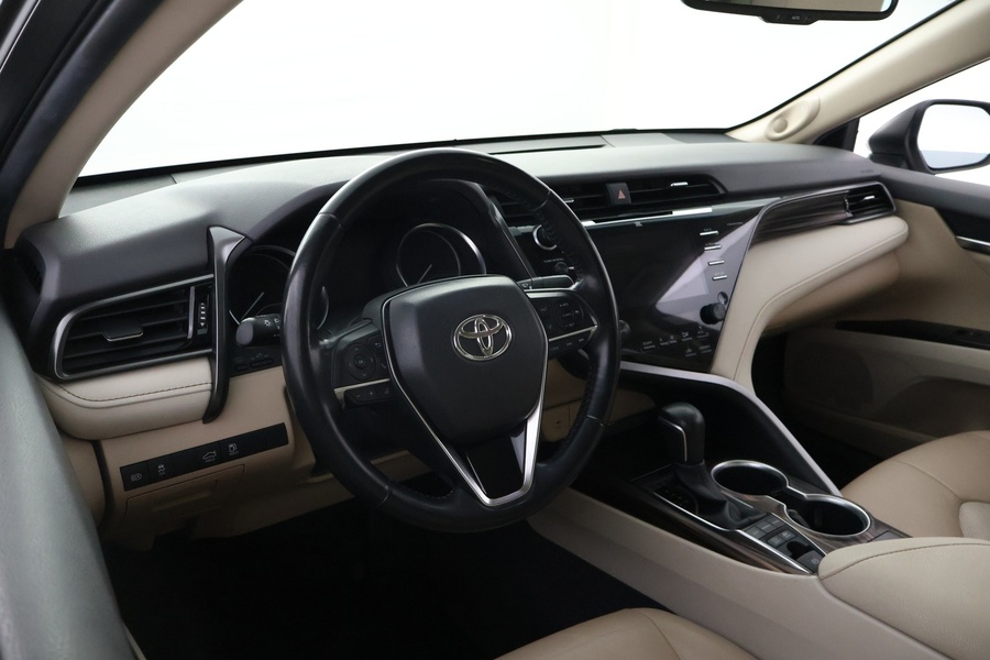 Toyota Camry vaihtoauto