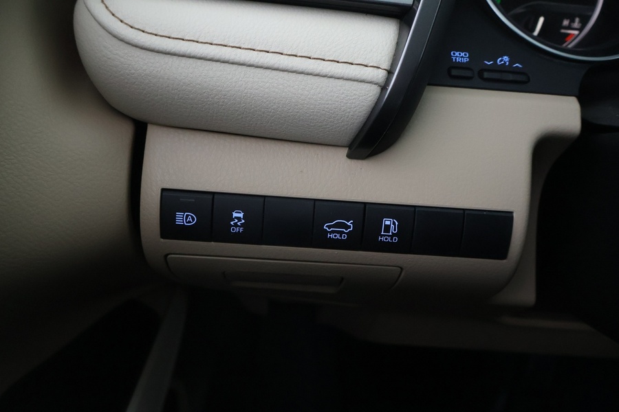 Toyota Camry vaihtoauto