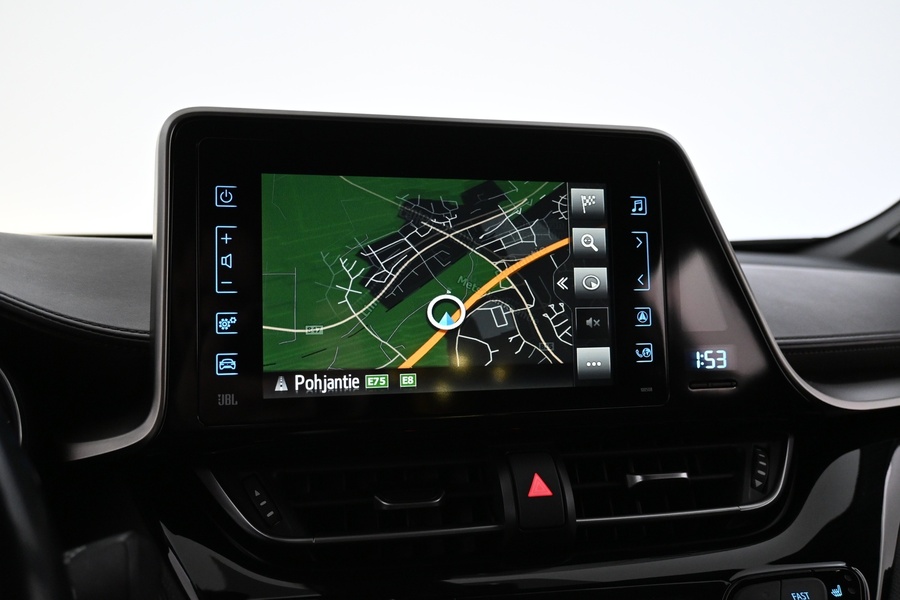 Toyota C-HR vaihtoauto