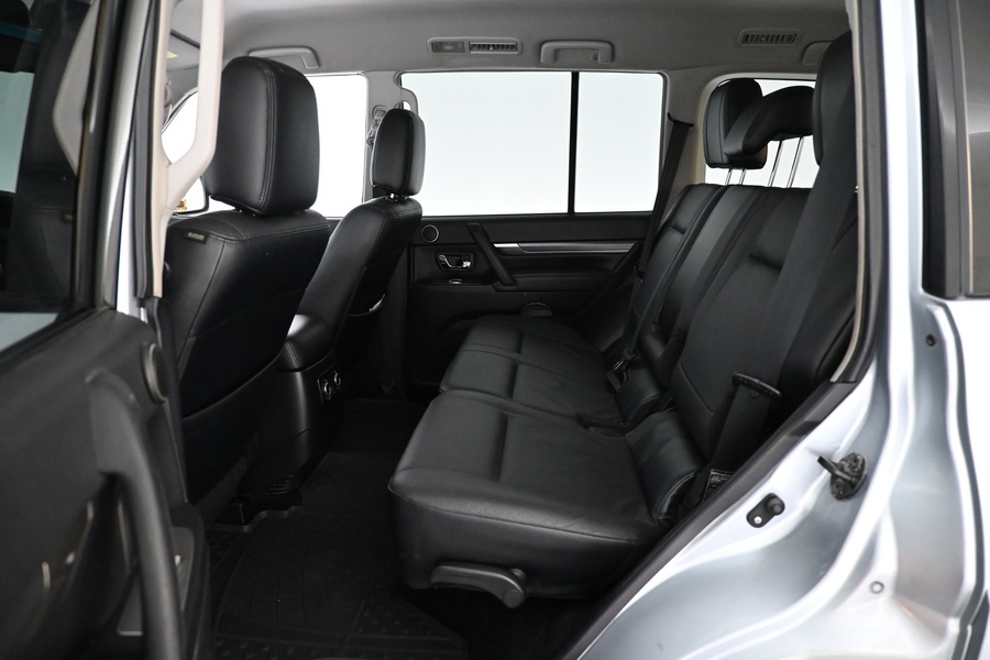 Mitsubishi Pajero vaihtoauto