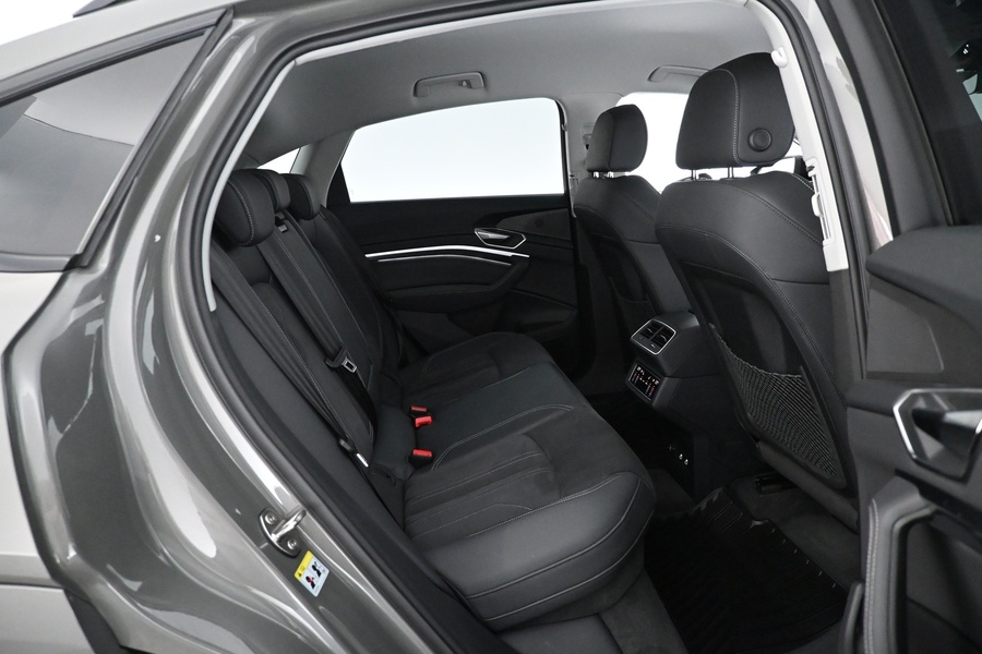 Audi Q8 e-tron vaihtoauto