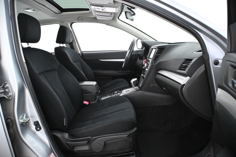 Subaru Legacy vaihtoauto