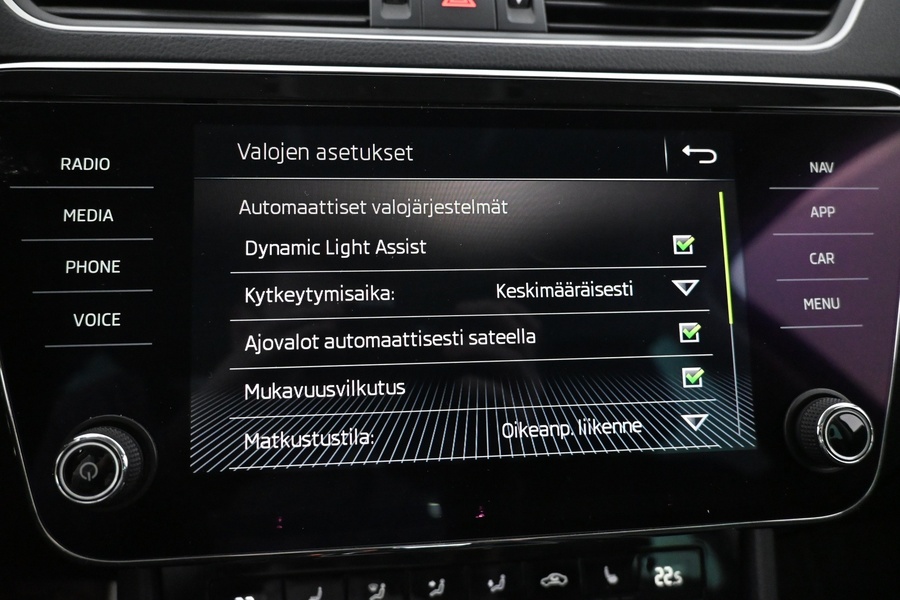 Skoda Superb vaihtoauto