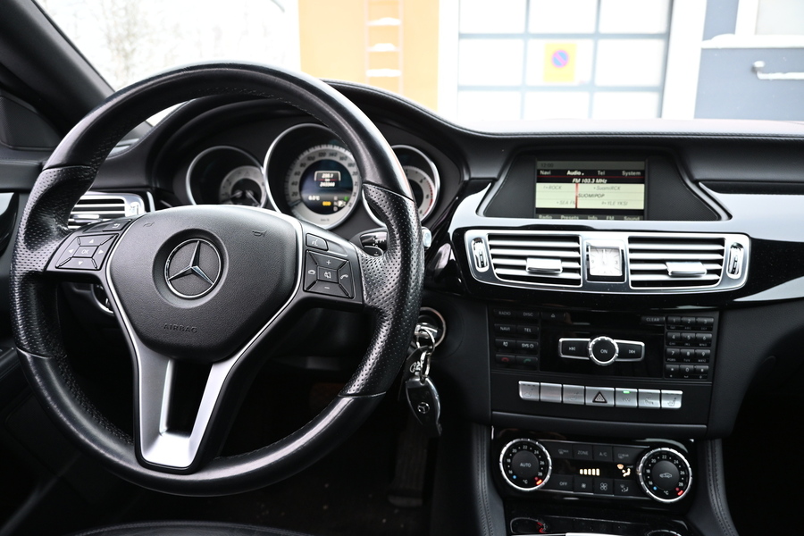 Mercedes-Benz CLS vaihtoauto
