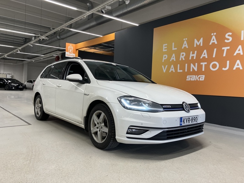 Volkswagen Golf vaihtoauto