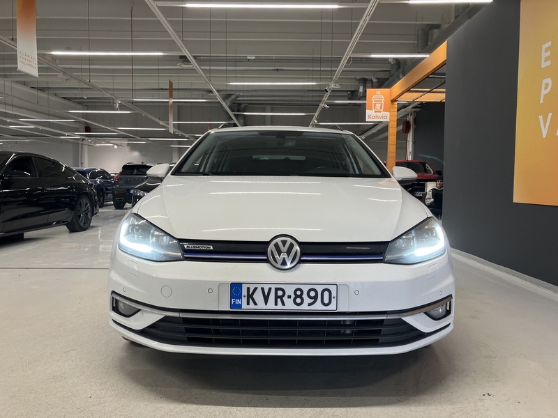 Volkswagen Golf vaihtoauto