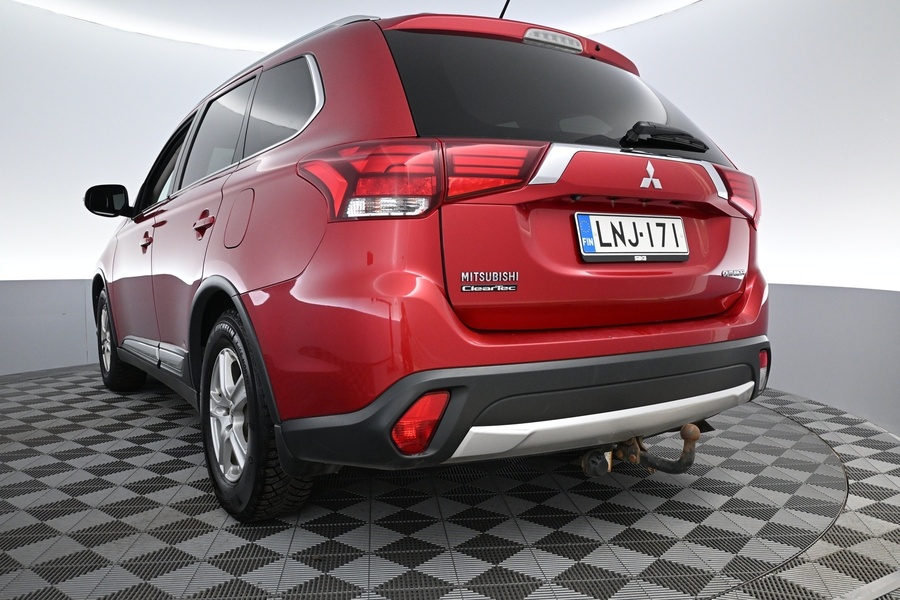 Mitsubishi Outlander vaihtoauto