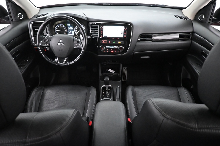 Mitsubishi Outlander vaihtoauto