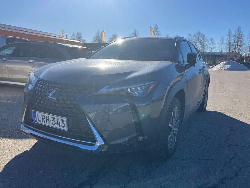 Lexus UX vaihtoauto