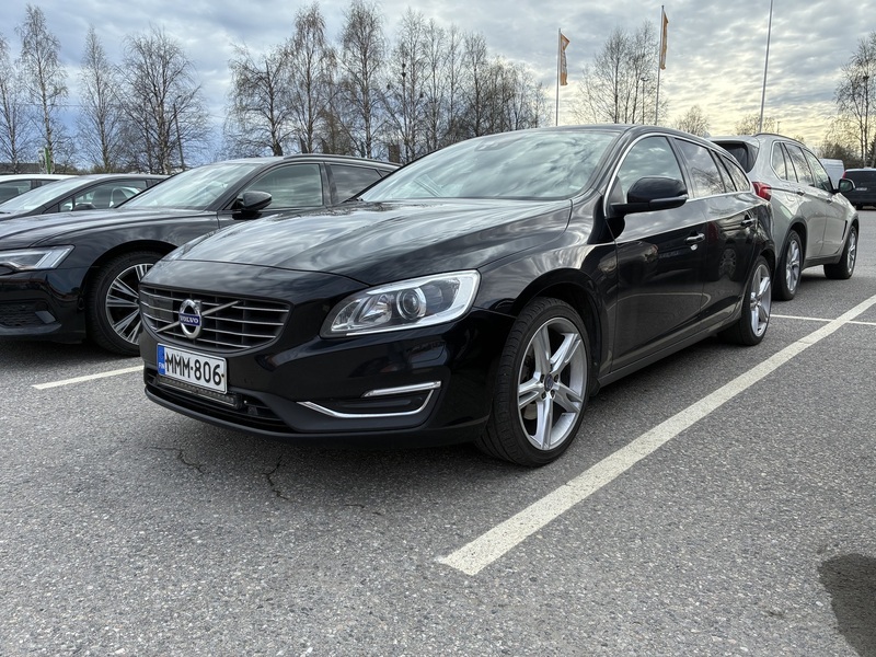 Volvo V60 vaihtoauto