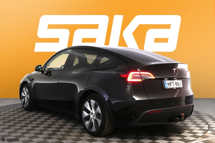 Tesla Model Y vaihtoauto