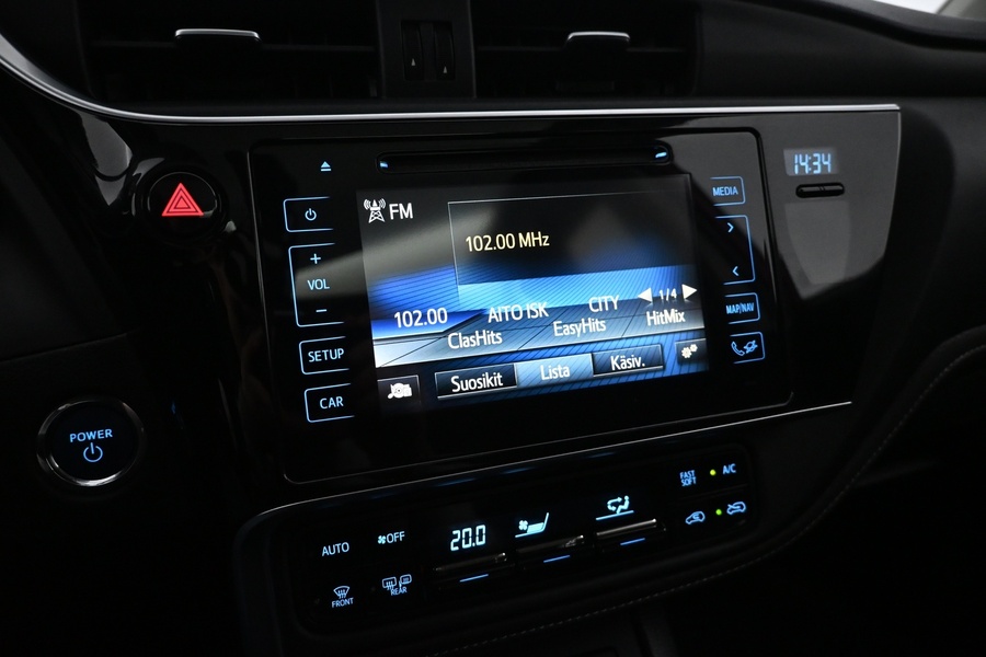 Toyota Auris vaihtoauto